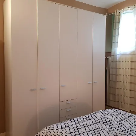 Borgo Vecchio *dream* לונאטו